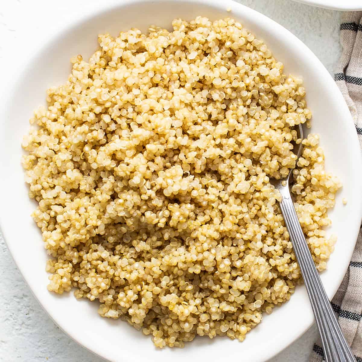 How to Cook Quinoa in the Microwave: Essential Tips & Meal Prep Guide